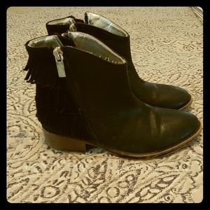 Girls Ankle Boots size 2.5